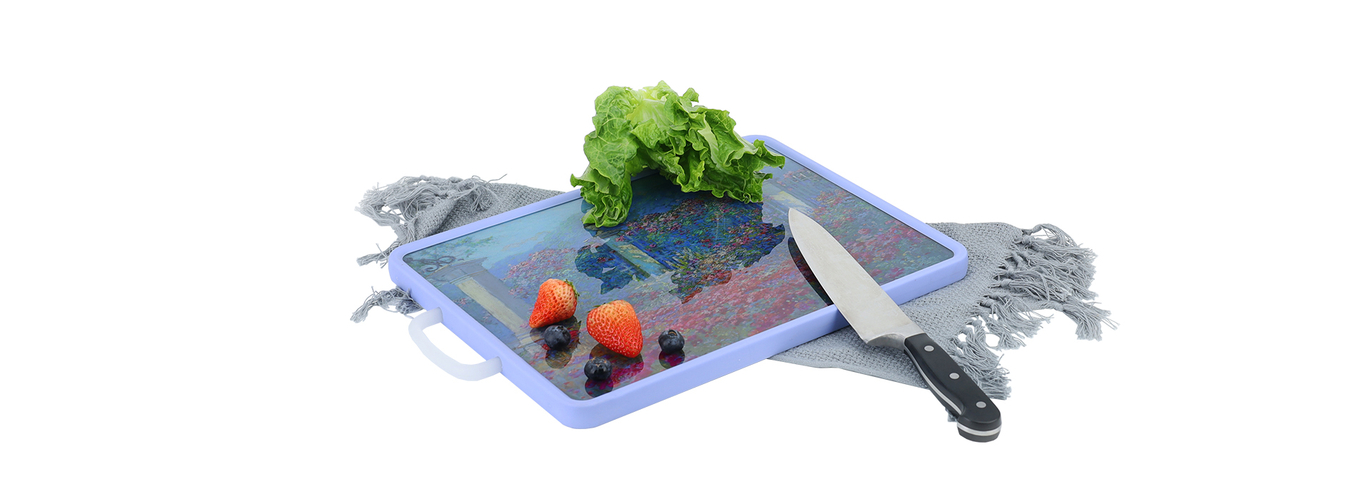 textured double-sided plastic cutting board with groove and pattern